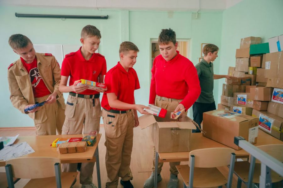 Сергиево-Посадские школьники объединились, чтобы поддержать бойцов на СВО
