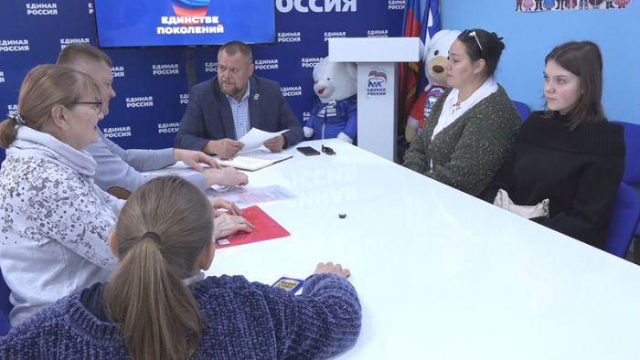 Многодетная семья обратилась за помощью к Андрею Яковлеву