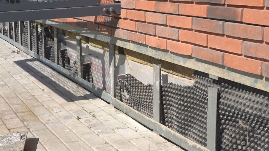 Жители дома №9 на улице Строителей столкнулись с новыми проблемами