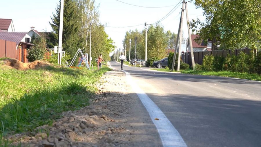 Еще на 2х улицах Краснозаводска уложили асфальт