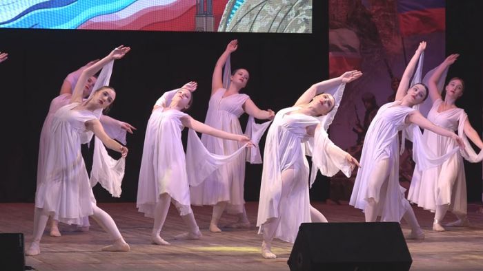 В ДК Гагарина отметили День сыновей