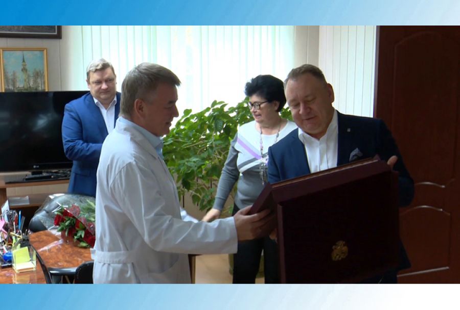Наградили тех, кому работать с ковидом ещё сложнее