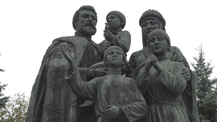 Благоустройство территории у памятника родителям преподобного Сергия