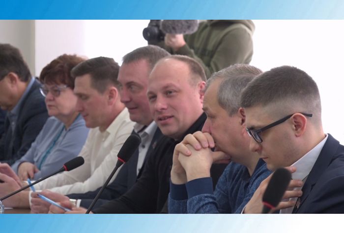 Рабочая встреча Сергея Пахомова с Советом депутатов и администрацией СПГО. Часть 12
