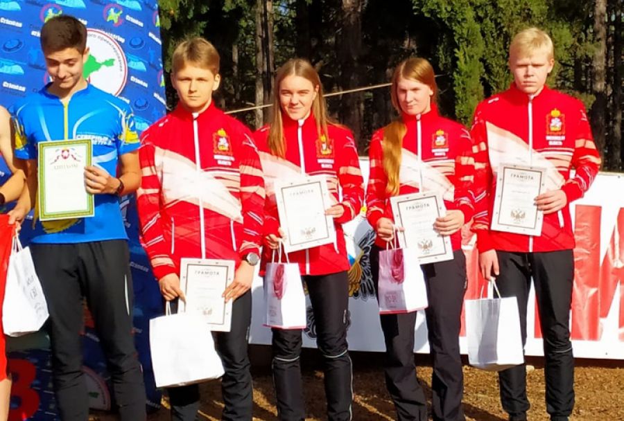 Студенты и выпускники 16-й школы представили МО на Чемпионате и первенстве России по спортивному ориентированию