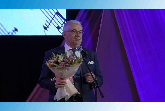 Праздничный концерт для женщин в ДК им. Гагарина