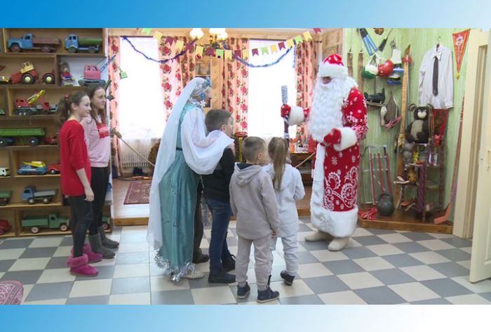 Советские ёлки для семей из Донецка