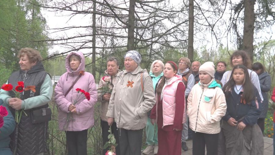 Торжественный митинг в Лесхозе