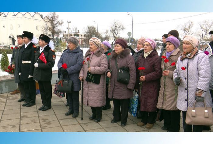 У Вечного огня вспоминали битву под Москвой