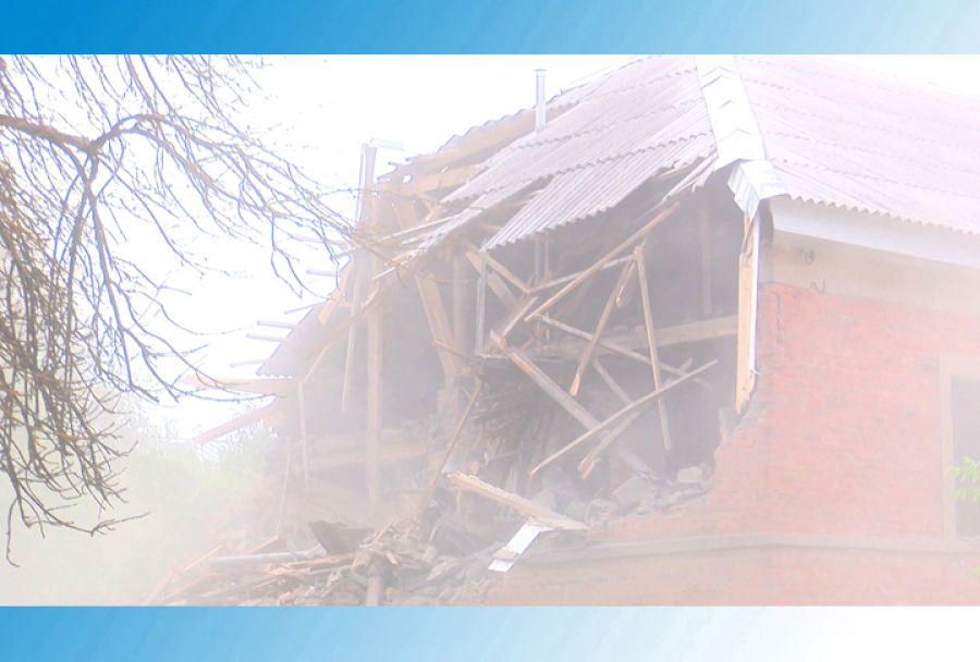 На Школьной улице снесли аварийные дома