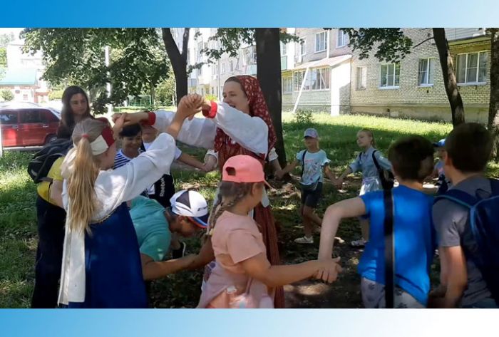 День семьи, любви и верности отметили в Хотьковском центре &quot;Аленький цветочек&quot;