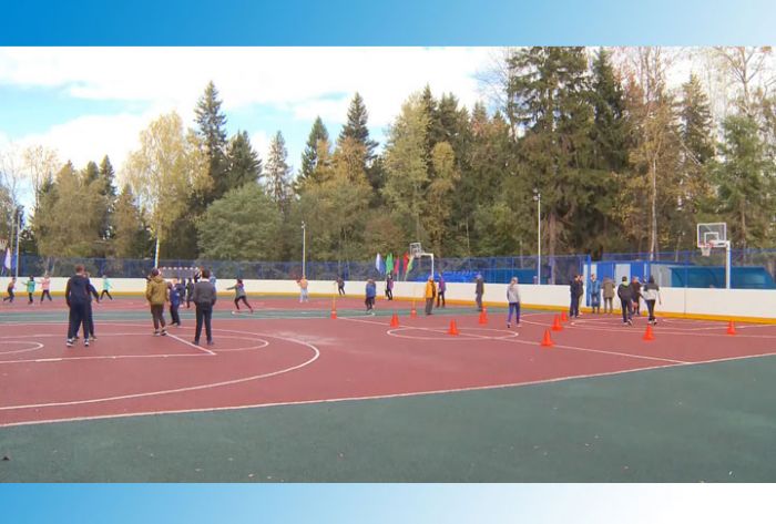 В Загорских Далях открыли универсальную спортивную площадку