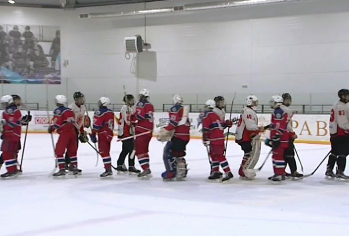 8 хоккейных команд сражались за призовые места в турнире &laquo;Прорыв&raquo;