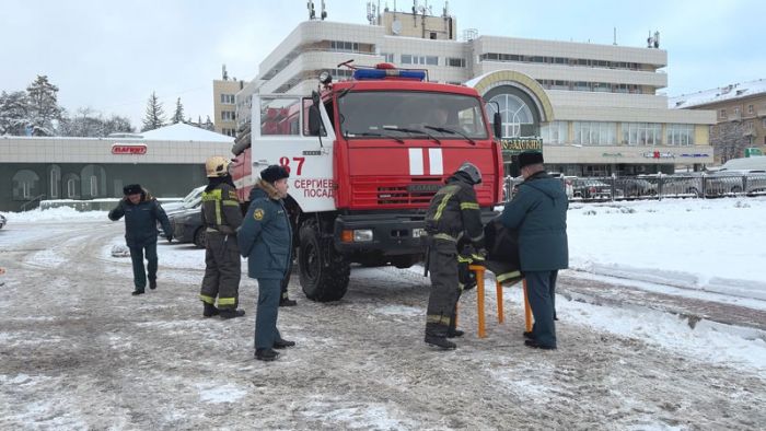 В День спасателя сотрудники МЧС продемонстрировали свои навыки