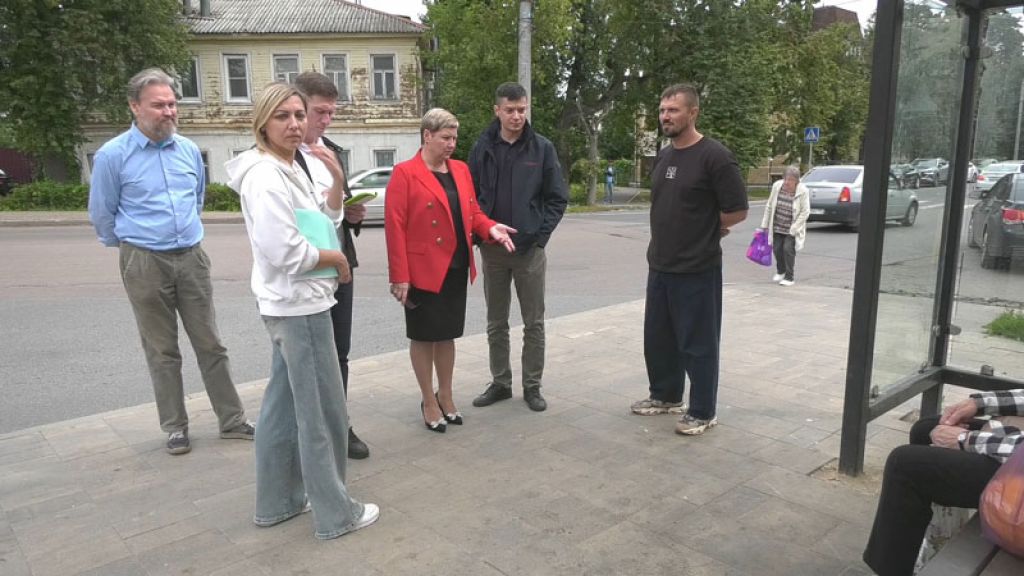 Остановки общественного транспорта приведут в порядок