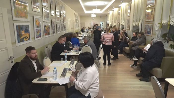 Жители Фермы встретились с представителями власти на &laquo;выездной администрации&raquo;