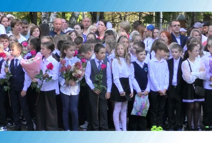 &laquo;Слово в слово&raquo;. День знаний в средней школе №16