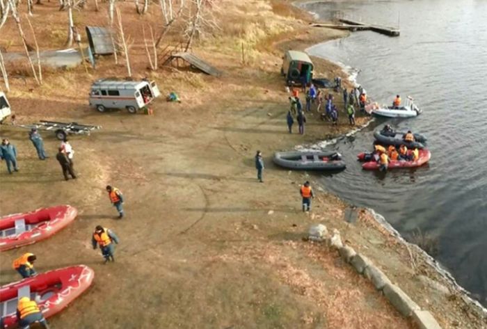 Власти окажут помощь семьям погибших на озере под Челябинском