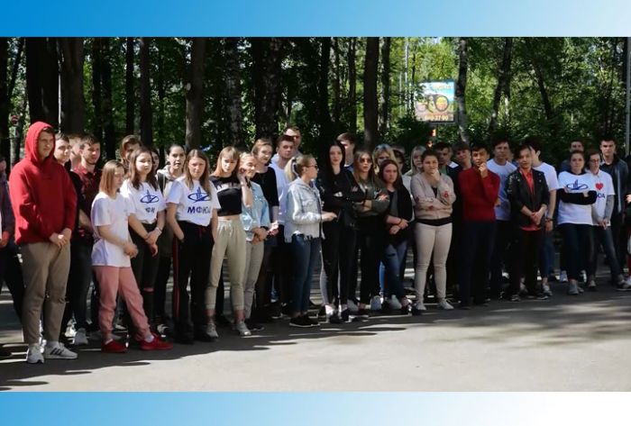 &laquo;Зарядка со стражем порядка&raquo; - приятный повод для общения с полицией