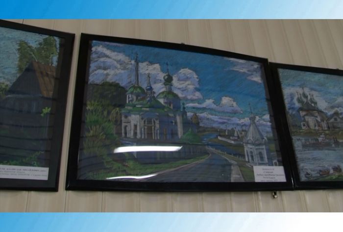 &laquo;Православных церквей купола&raquo; - в СДК &laquo;Юность&raquo; открылась выставка Владислава Денисова