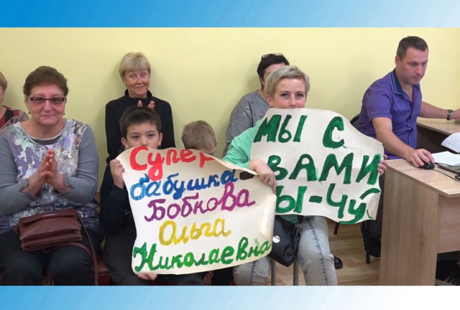 Супер-бабушка умеет всё!
