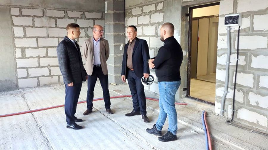 Строительство многоквартирного жилого дома на Московском шоссе &ndash; в разгаре