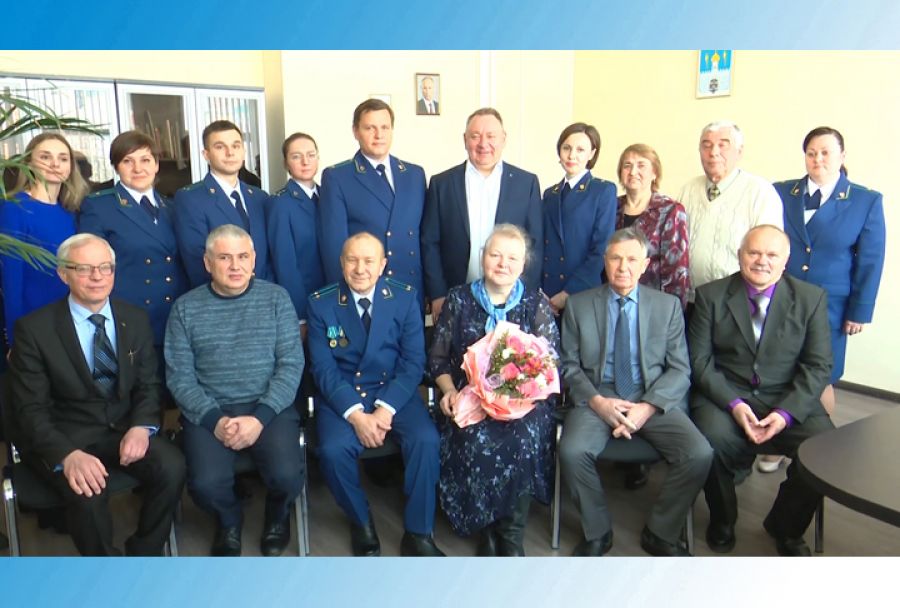 Михаил Токарев поздравил ветеранов прокуратуры