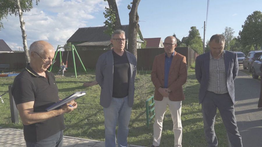 Встреча жителей с властями