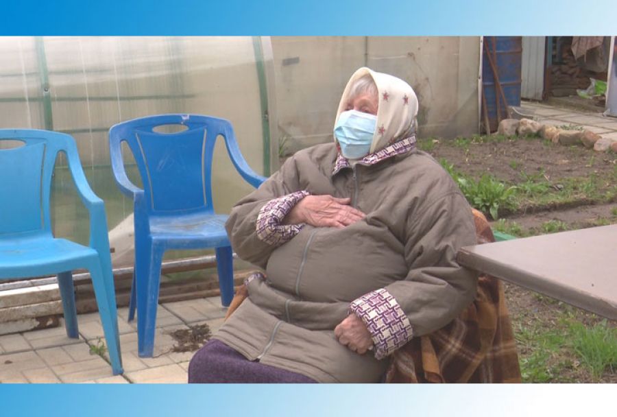 Со слезами на глазах