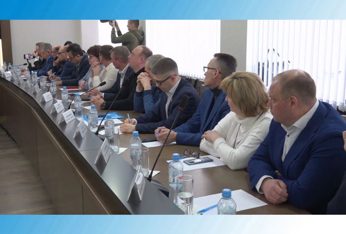 Рабочая встреча Сергея Пахомова с Советом депутатов и администрацией СПГО. Часть 14