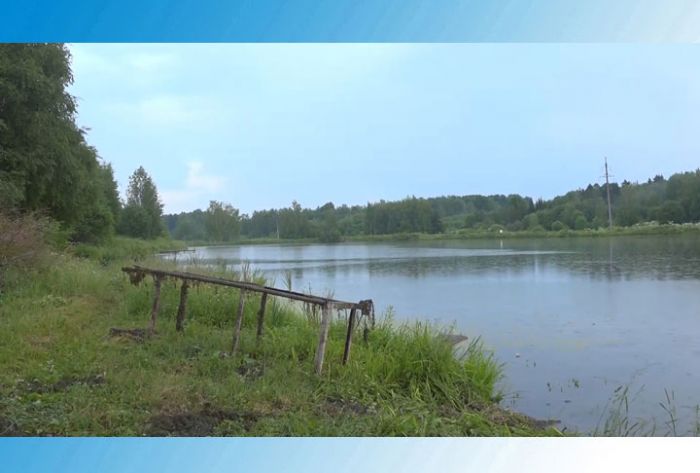 Сизиниха. Началась очистка водоёма