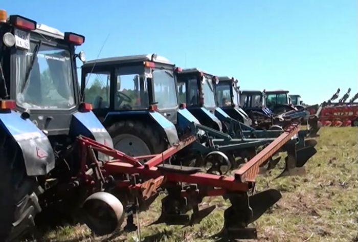 Пахарь года