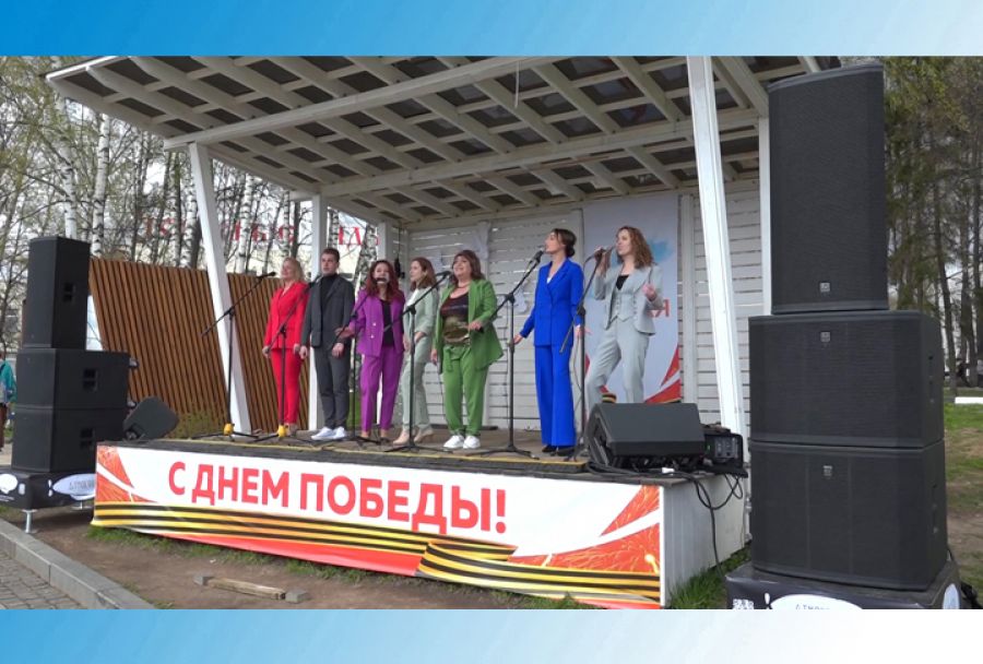 День Победы на фасаде ДК Гагарина и Дороге к храму