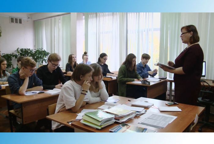 Ко Дню учителя готовятся и педагоги, и ученики