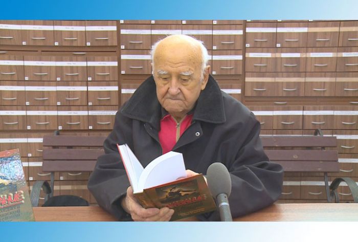 В библиотеку Розанова поступил тираж книги Петра Червоненко