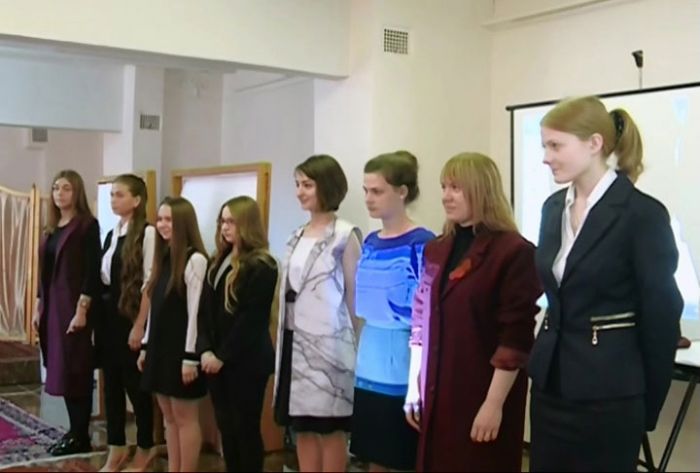 Студенты ВШНИ защитили дипломные проекты