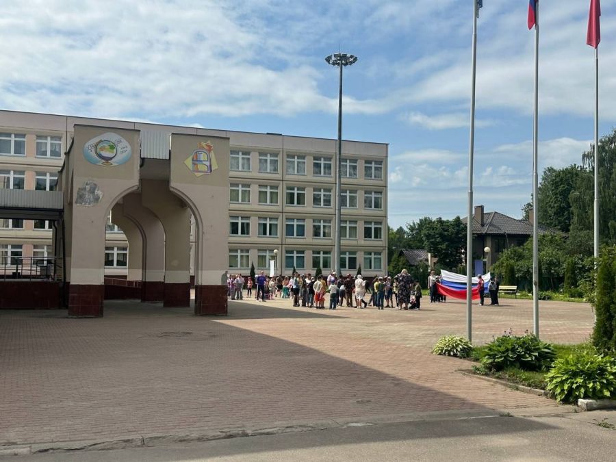 Депутаты посетили летний лагерь