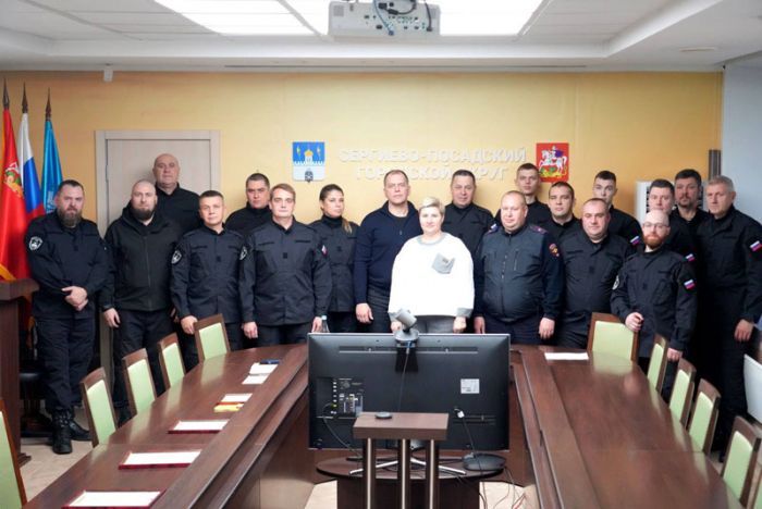 Активисты «Народной дружины» получили награды из рук главы округа