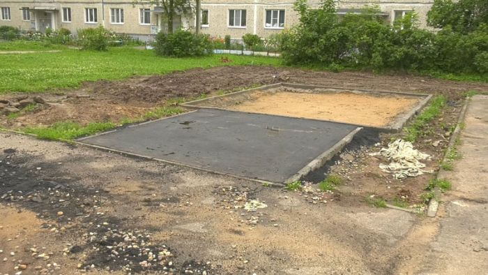 Состояний игровых площадок проверяют депутаты