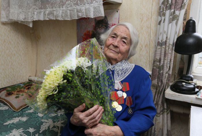 Жительницу Сергиево-Посадского городского округа поздравили со столетним юбилеем