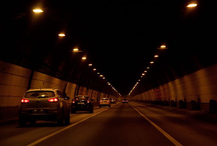 Двери и лестницы заменили в тоннеле на Московском шоссе в Сергиевом Посаде