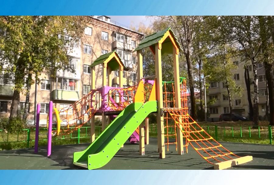 Депутатский контроль новых детских площадок. Проспект Красной Армии, 205 В
