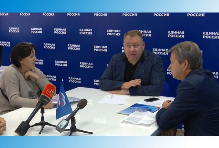 Михаил Токарев провёл личный приём граждан