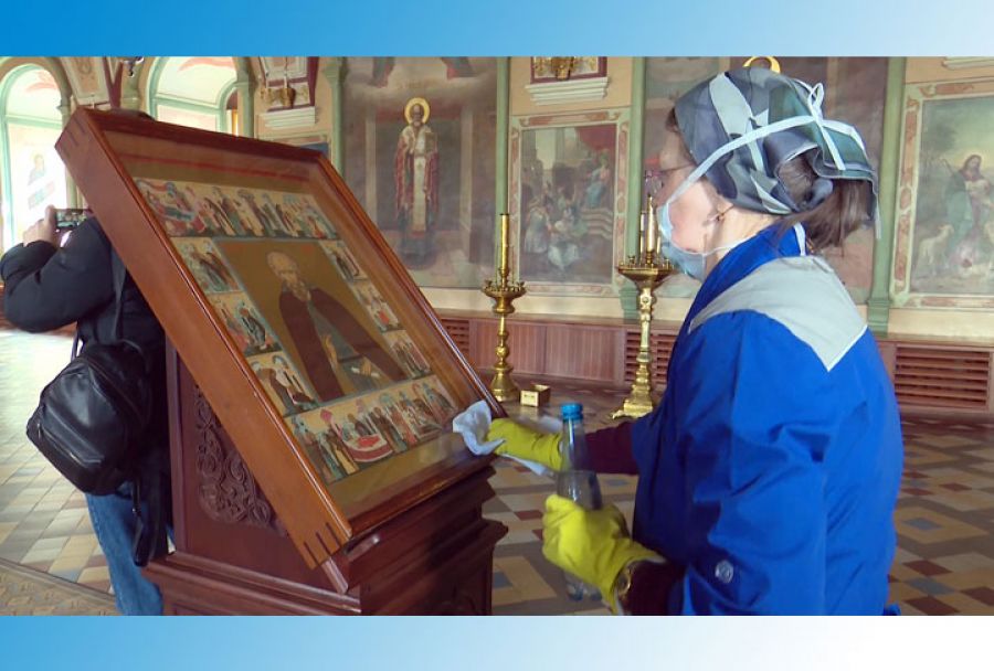 Дезинфекция в Троице-Сергиевой лавре