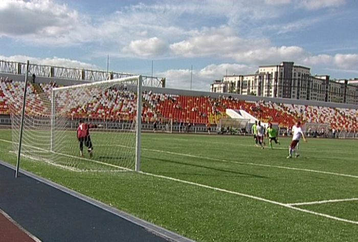На стадионе «Луч» в День физкультурника состоялся финал Кубка района по футболу
