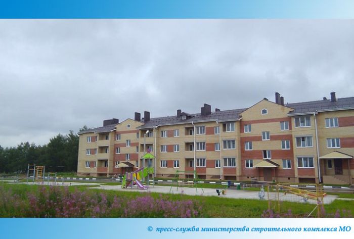 Свыше 1 тыс кв м аварийного жилья расселят в сентябре в Краснозаводске