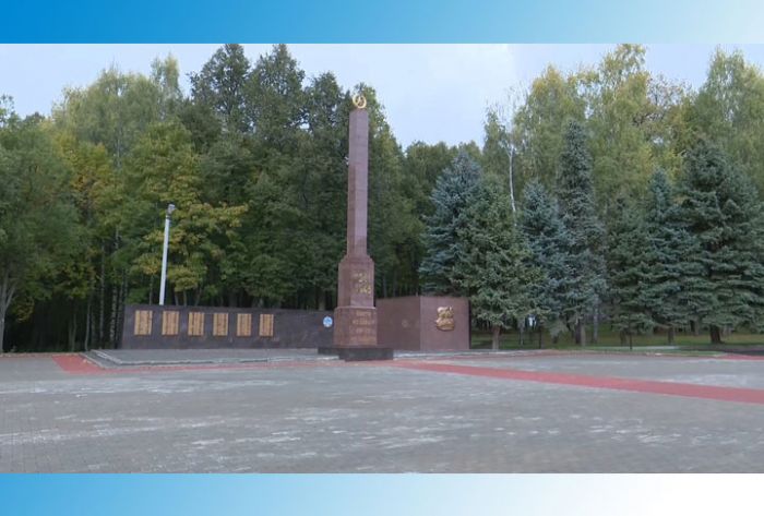 Памятник воинам, погибшим в годы Великой Отечественной войны, реконструировали