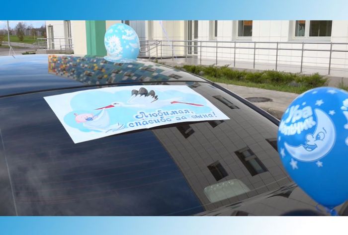 12 малышей выписали сегодня из роддома