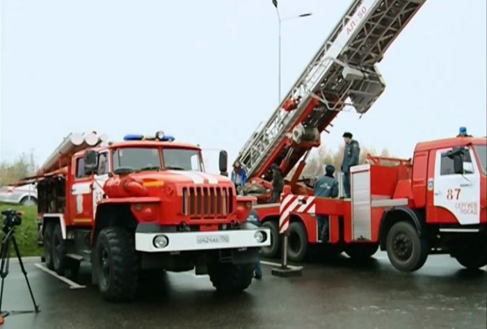 «Лёд и пламя» встретились в Ледовом дворце