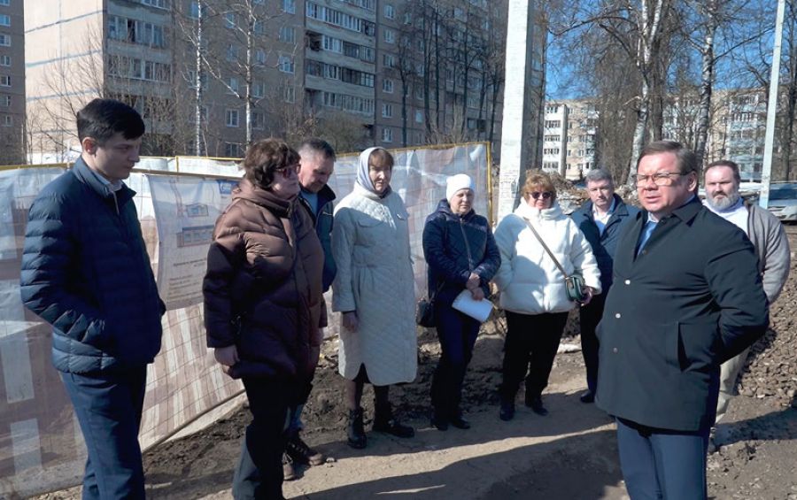 Представители власти проверили ход ремонтных работ на теплотрассах в Хотьково